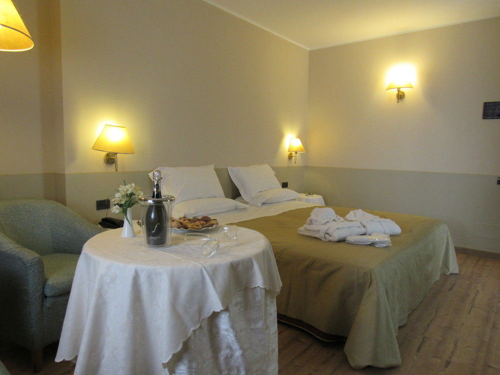 Green Hotel Settimo Torinese Eksteriør billede
