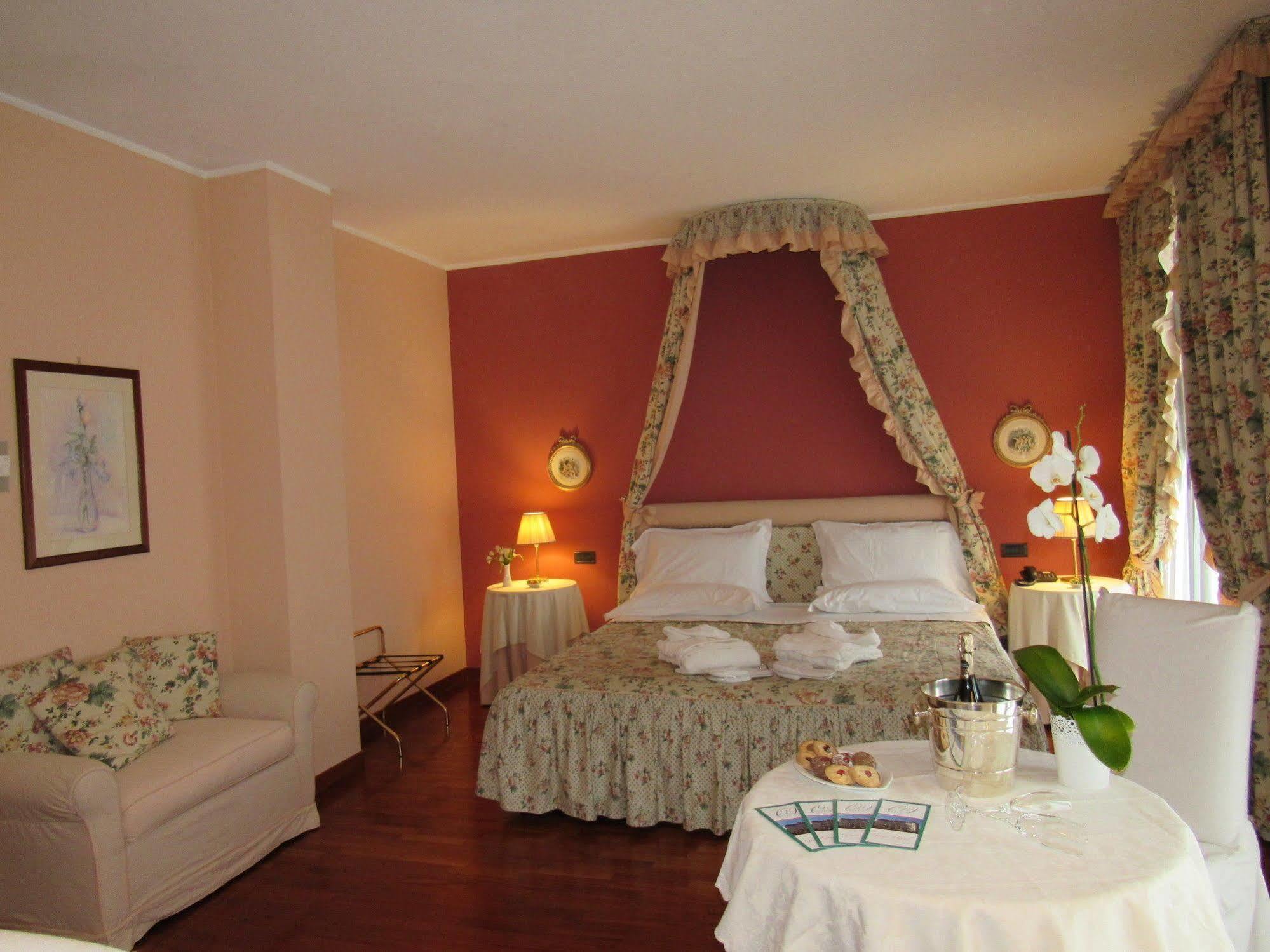 Green Hotel Settimo Torinese Eksteriør billede